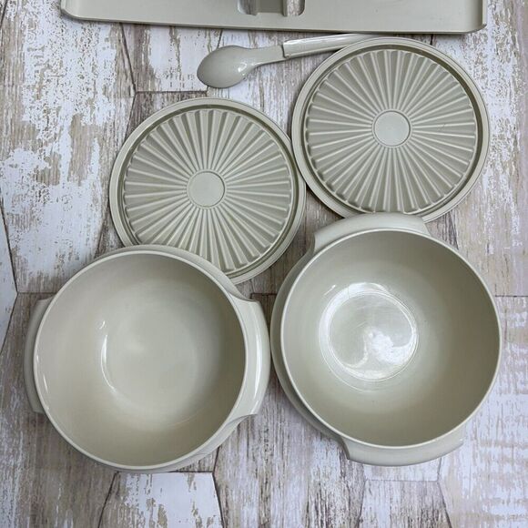 Vintage TUPPERWARE two 1323 Condiment Bowls W/Lids 812 Caddy 1550 spoon - Picture 6 of 16